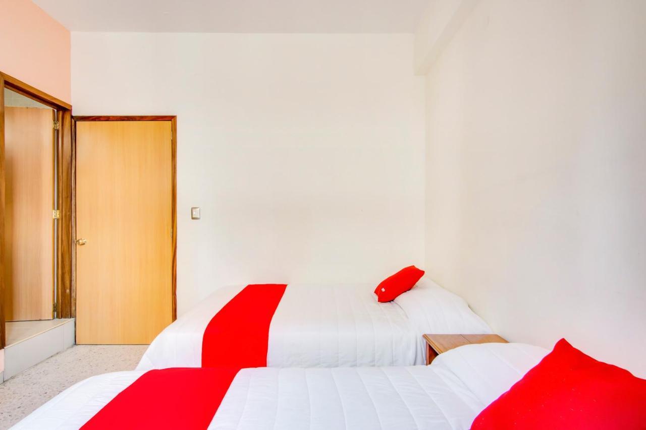 Hotel La Estancia Colima Eksteriør bilde