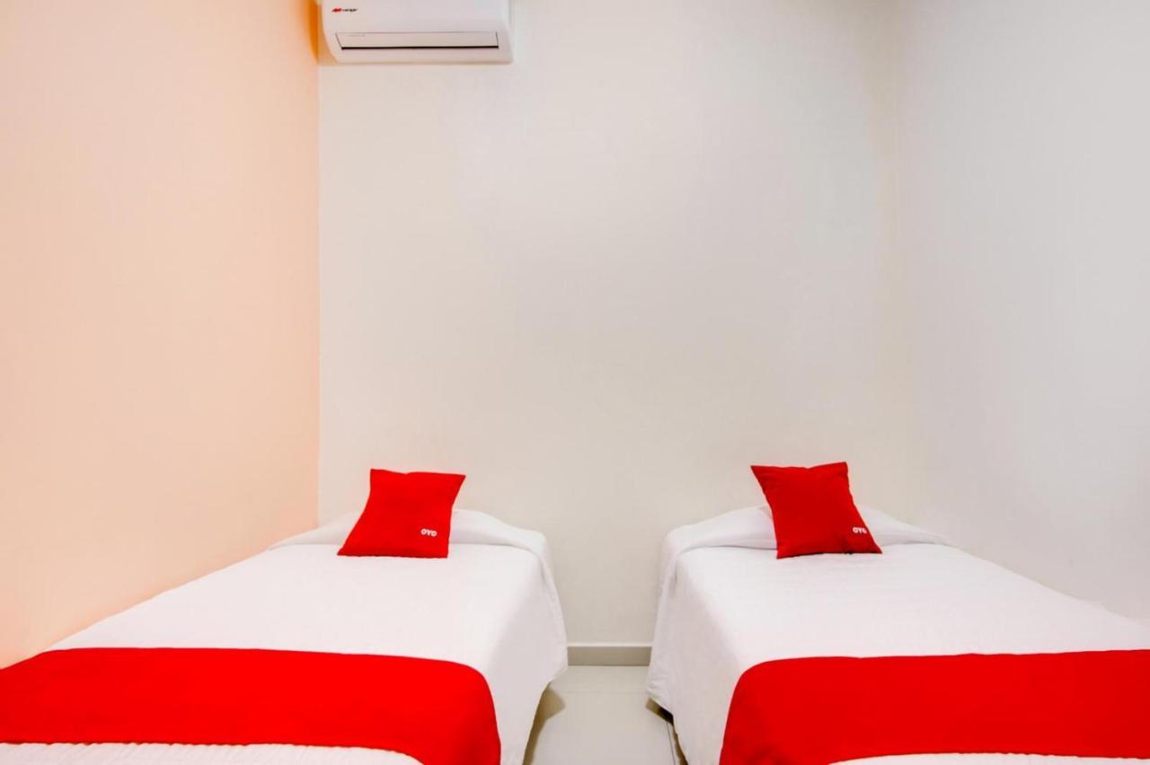 Hotel La Estancia Colima Eksteriør bilde